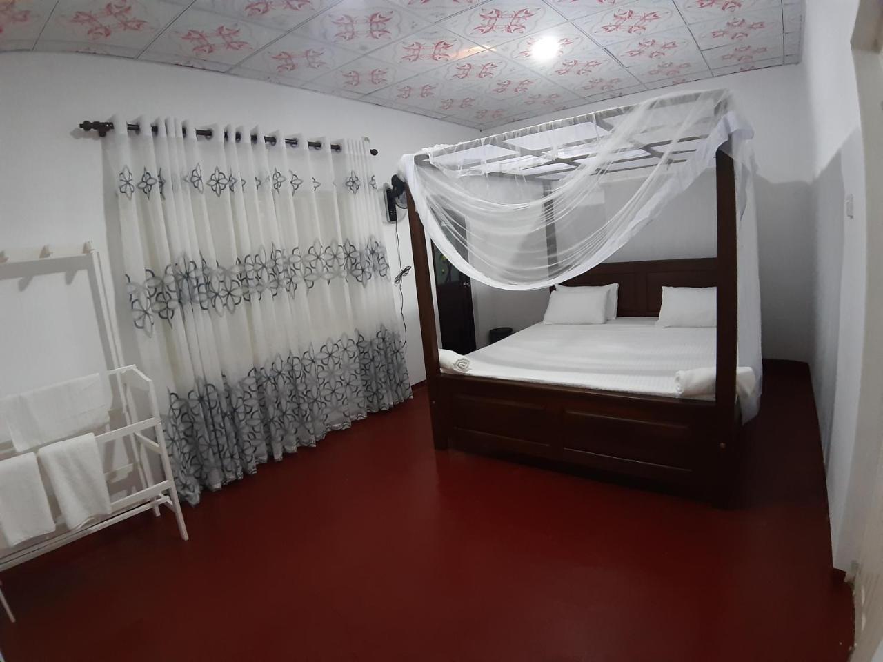 Glorious Villa Тангале Екстериор снимка